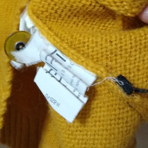 Vintage Esprit Basix V-neck Sweater - Picture 5 of 7